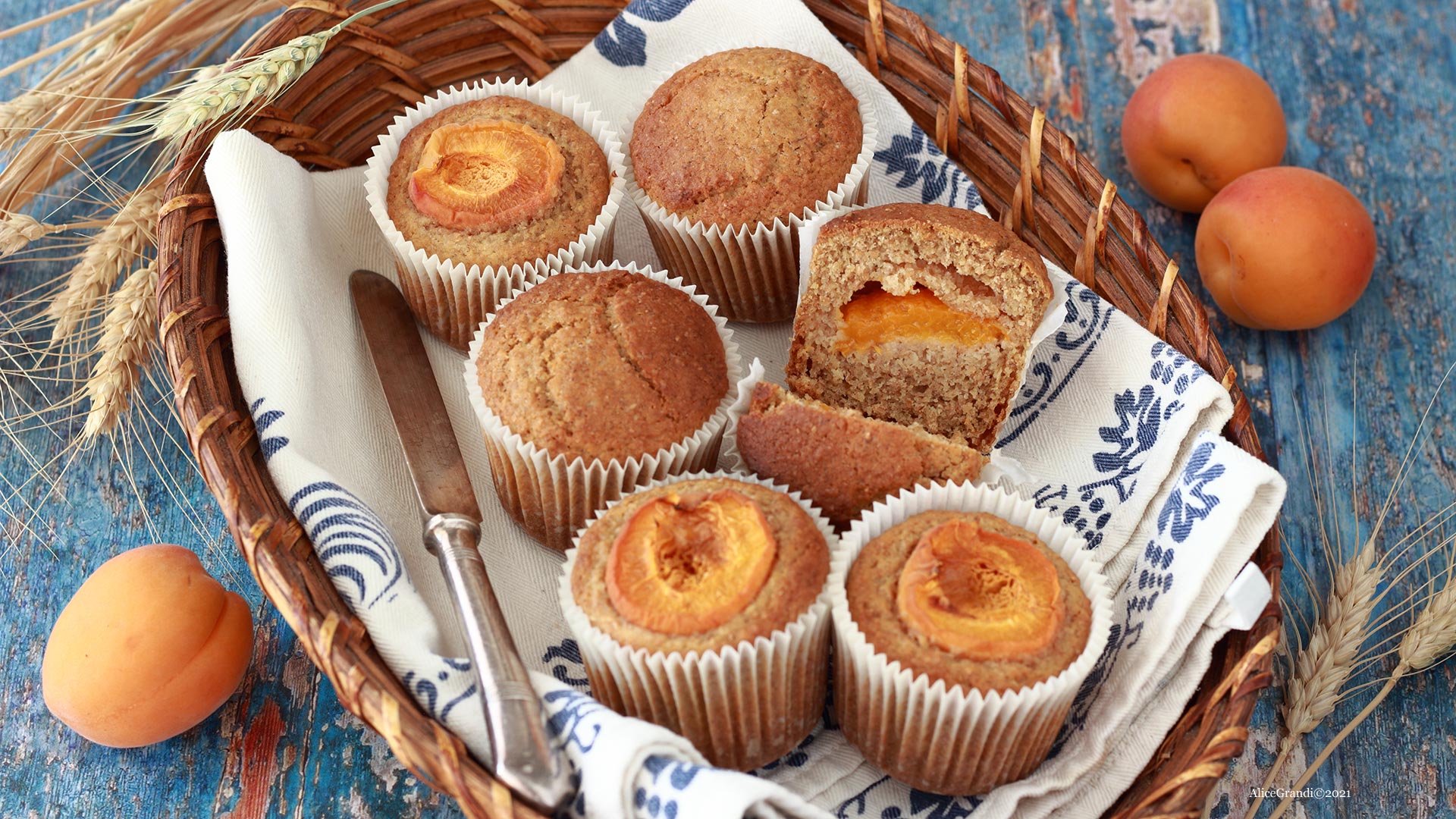 Muffin integrali fit alle albicocche